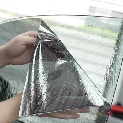 Un bon prix. Films de teinture de vitres de voiture réfléchissantes pour la protection solaire / films de contrôle solaire pour pare-brise en ligne